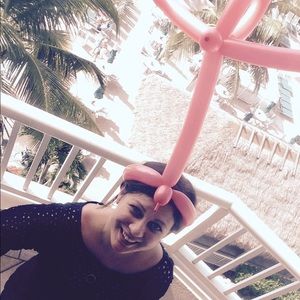 Meet your Posher, Melissa