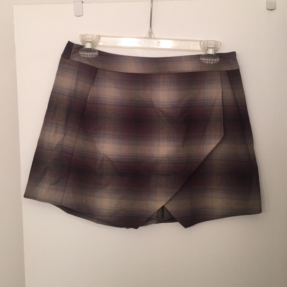 Forever 21 Plaid Skort (Never Worn!)