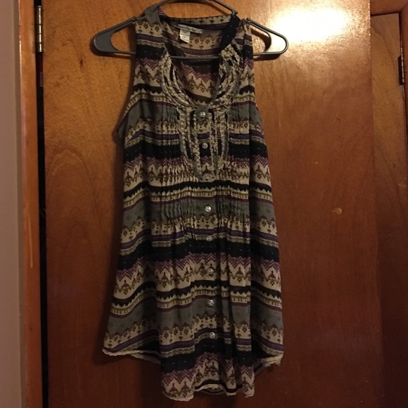 Sleeveless top