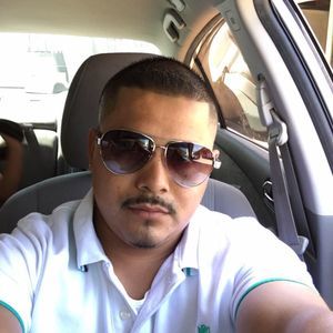 Meet your Posher, Luis