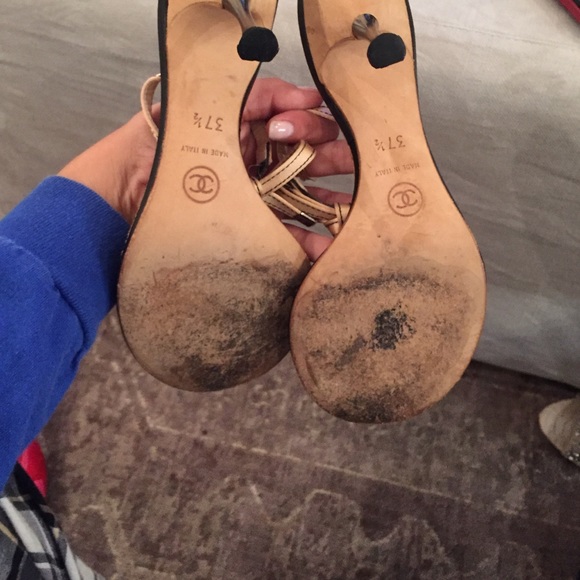 Chanel Bow Sandals - Picture 3 of 3