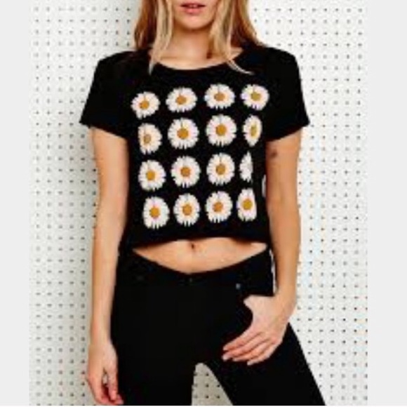 Urban outfitters sunflower tee
