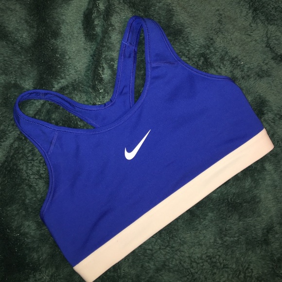 NWOT Nike Dri Fit Sports Bra