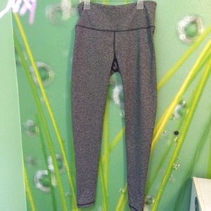 Victoria's Secret "knockout " leggings