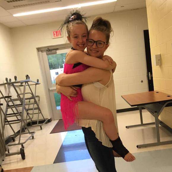 Meet your Posher, Ashley - Picture 1 of 1