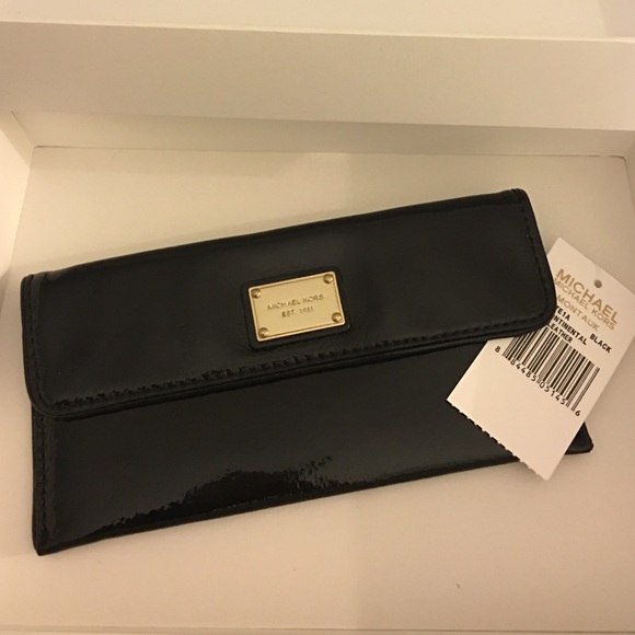 MICHAEL Michael Kors Handbags - Authentic Michael Kors Flat Continental Wallet