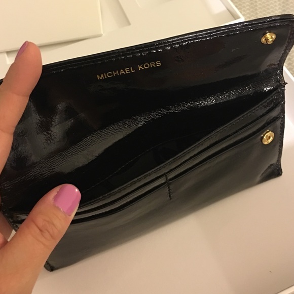 Authentic Michael Kors Flat Continental Wallet - Picture 3 of 4