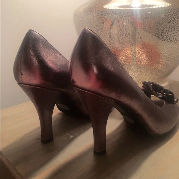 Silver Me Too Peep Toe Pumps - Picture 3 of 4