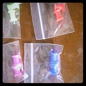 Gauges size 2 5 dollars a pair