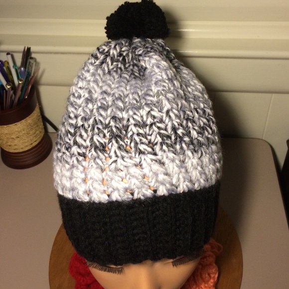 **NEW** crochet black and white beanie hat