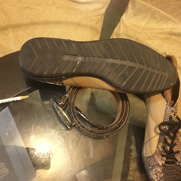 Shoes - Picture 2 of 4