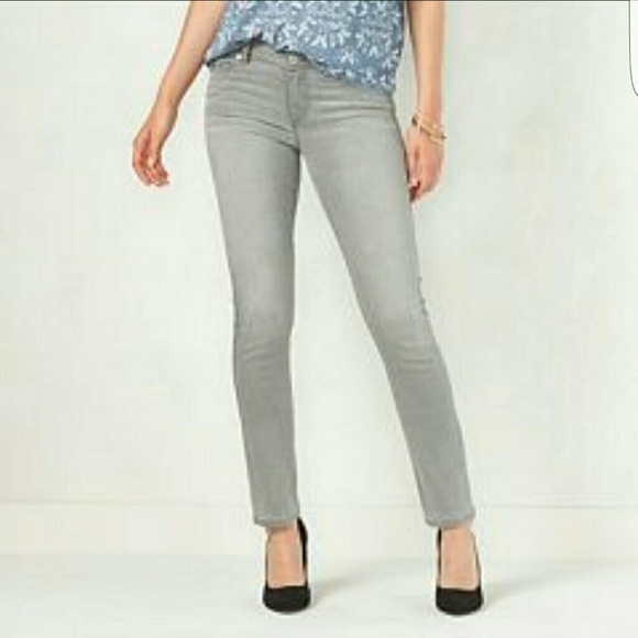 Gray skinny jeans