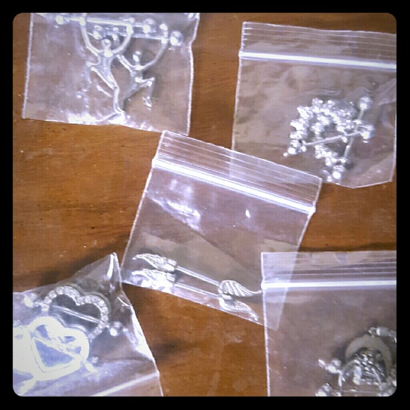 Nipple jewlry 8 dollars a pair