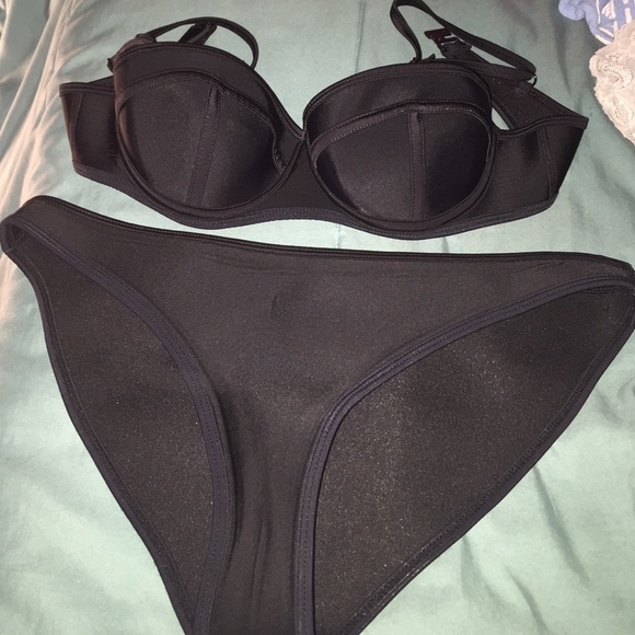 Body Blast BLACK SWIM🏴