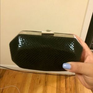 Small clutch hand size