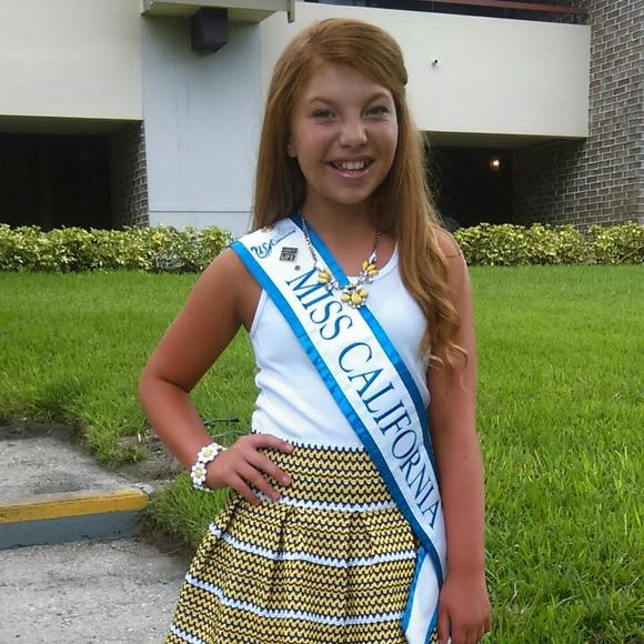 Meet your Posher, Jen - Picture 1 of 1