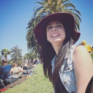 Meet your Posher, Laura