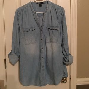 Nine West Long sleeve distressed denim tunic