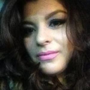 Meet your Posher, Nidia