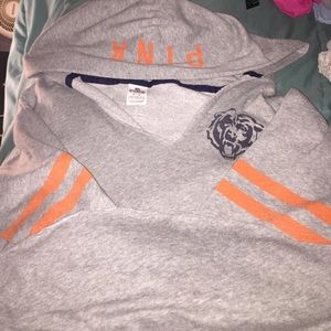 🎉🎉 SALE- VS PINK pullover 💕