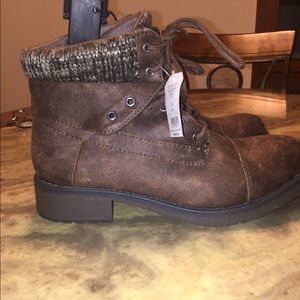 BRAND NEW BROWN STYLISH ANKLE COMBAT BOOTS