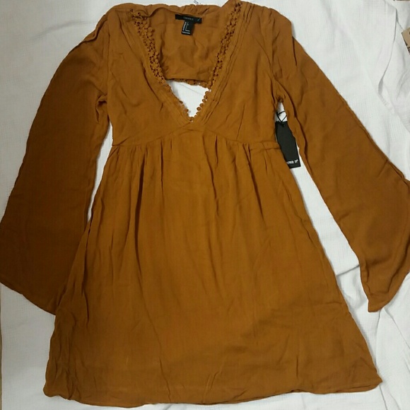 Forever 21 brown crochet bell sleeve dress small