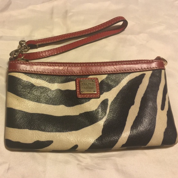 Dooney & Bourke large wristlet