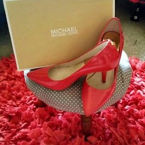 Michael Kors Patent leather heels