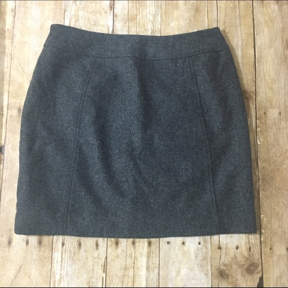 H&M Dresses & Skirts - Gray mini skirt