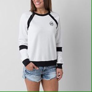 NWT Young & Reckless Sweater ☺️