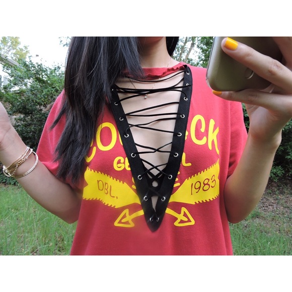 🔥Custom Made Lace Up Tee - Picture 4 of 4