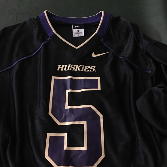 Nike Other - University of Washington jersey