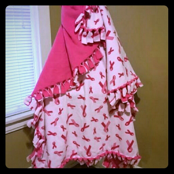 Tie blanket