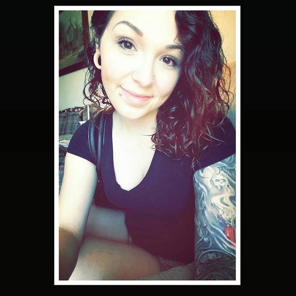 Meet your Posher, Robin - Picture 1 of 1