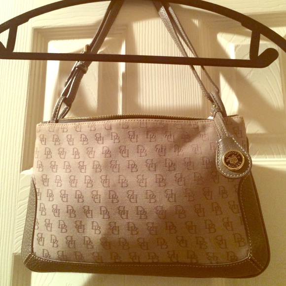 Authentic Dooney Burke Handbag w matching wallet