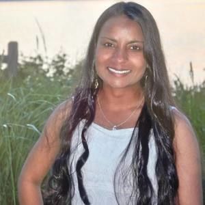 Meet your Posher, Lali