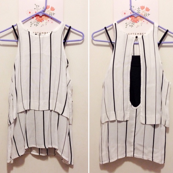 Forever 21 Tops - F21 irregular stripe chic blouse