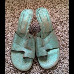 Donald J Pliner 'Valore' Kitten Heel Sandal Size 7