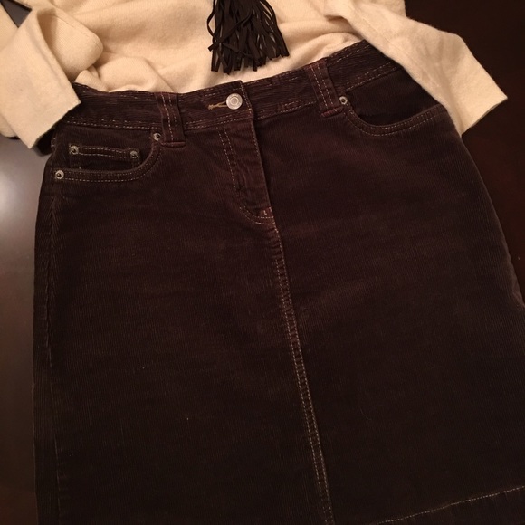 Boden corduroy skirt