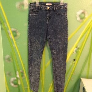 Charlotte Russe Acid-wash jeggings