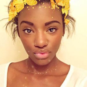 Meet your Posher, Monae