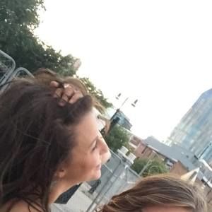 Meet your Posher, Kay