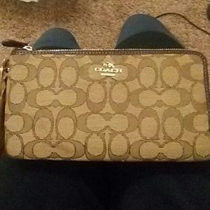 Coach Signature double zipper wallet coach