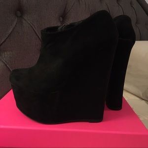 SHOE SALE!!!! Platform wedges