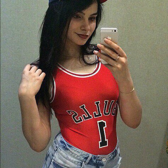 🆕 Beyoncé BULLS Red Bodysuit Jersey Sizes S-XL ⭐️ - Picture 3 of 8