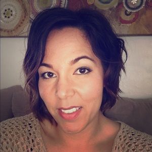 Meet your Posher, Vivian