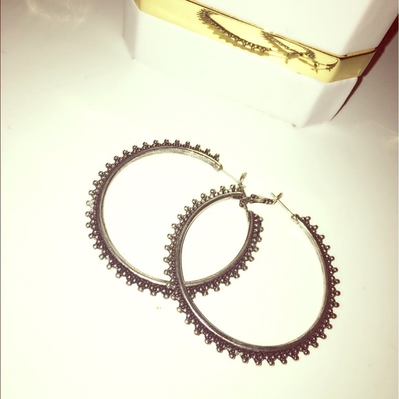 Vintages style earrings - Picture 1 of 2