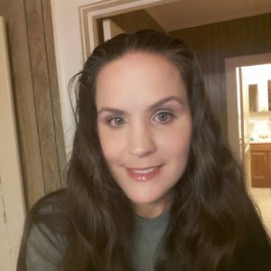 Meet your Posher, Valerie