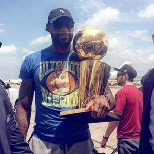 Meet your Posher, Adrian