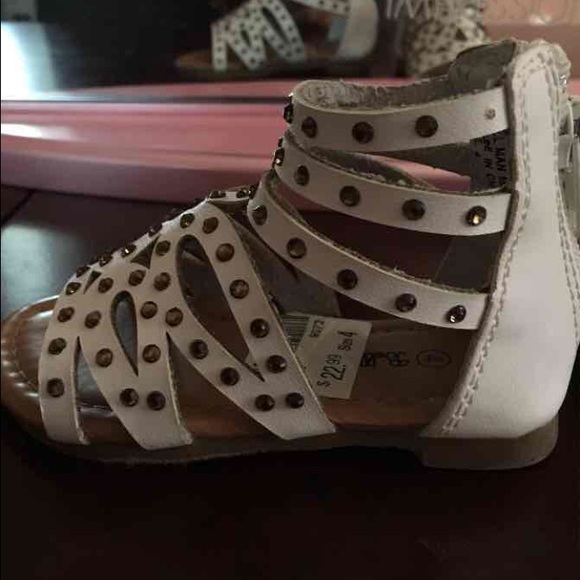 🆕Sandals - Picture 4 of 4